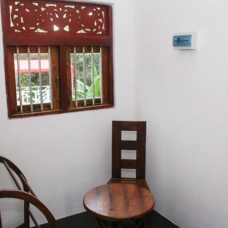 Shantha Surf Villa Weligama Exterior photo